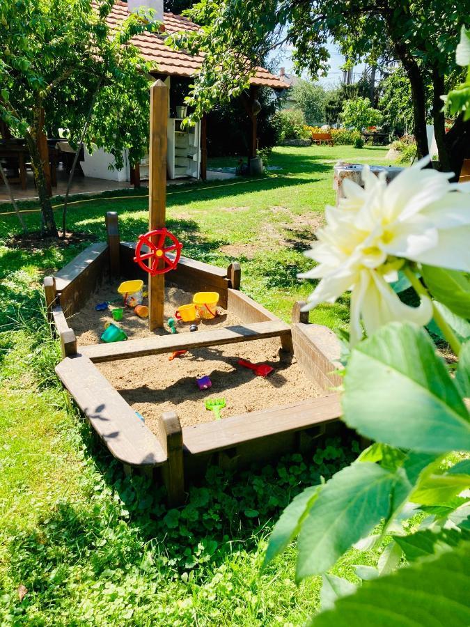 Ubytovanie U Aranky Cierna nad Tisou Exterior photo